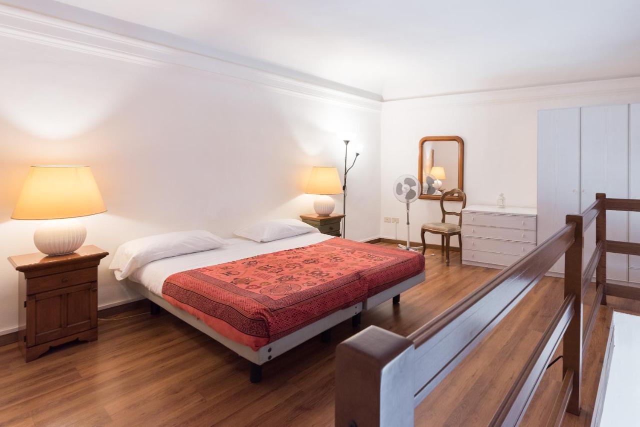 Apartments Close To Duomo Florence Buitenkant foto